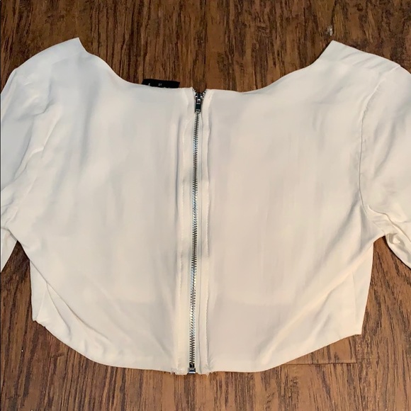 Fun Bell Sleeve Hippie Shirt from LF - Picture 2 of 2